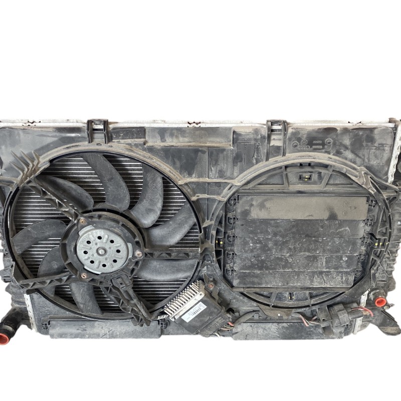 Radiator apa / Audi Q5 8R 2013 / Motor, racire si evacuare