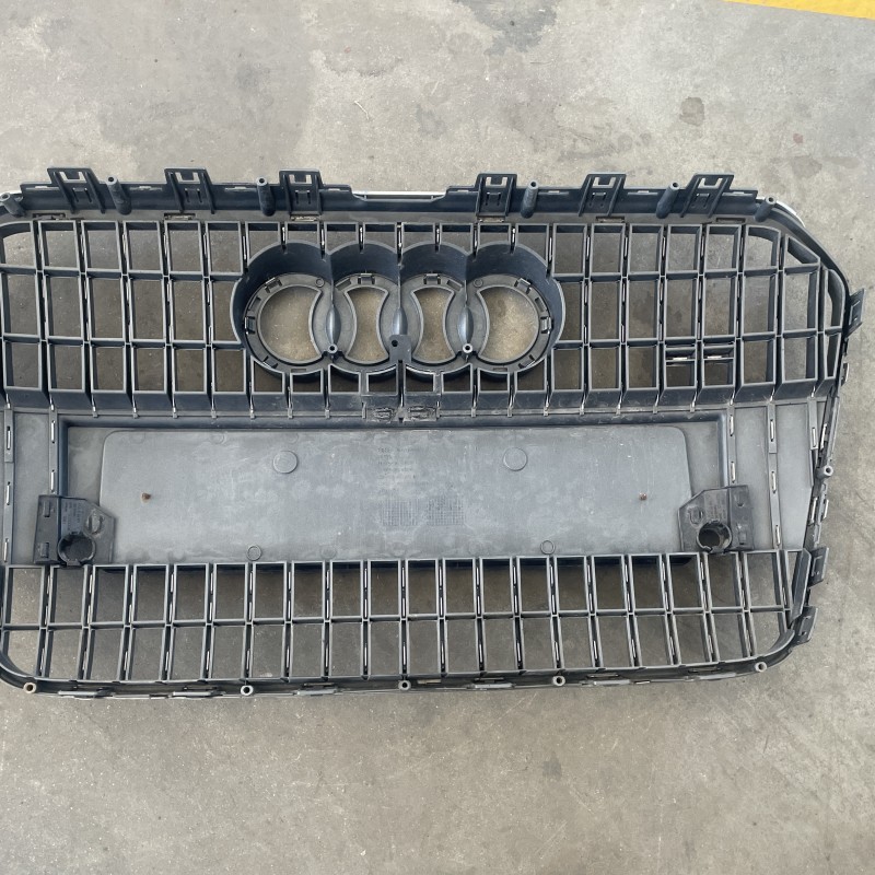 Grila bara fata / Audi A6 Allroad C7 2013 / Caroserie, oglinzi si faruri
