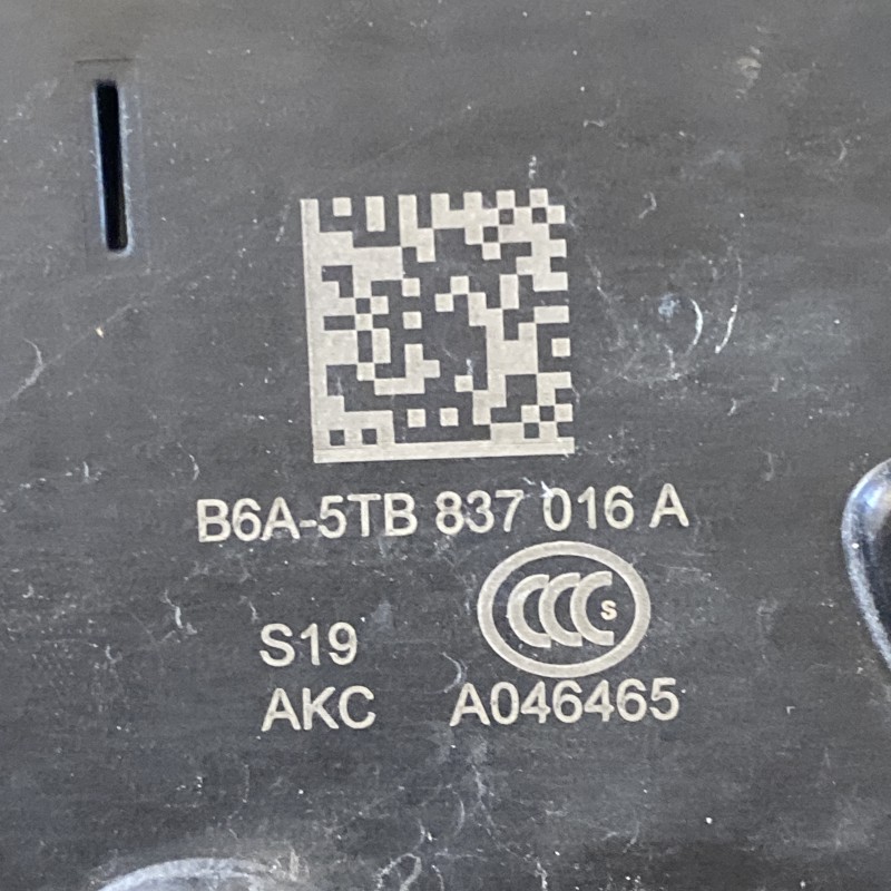 Iala broasca usa dreapta fata / Volkswagen Passat B8 2017 / Caroserie, oglinzi si faruri