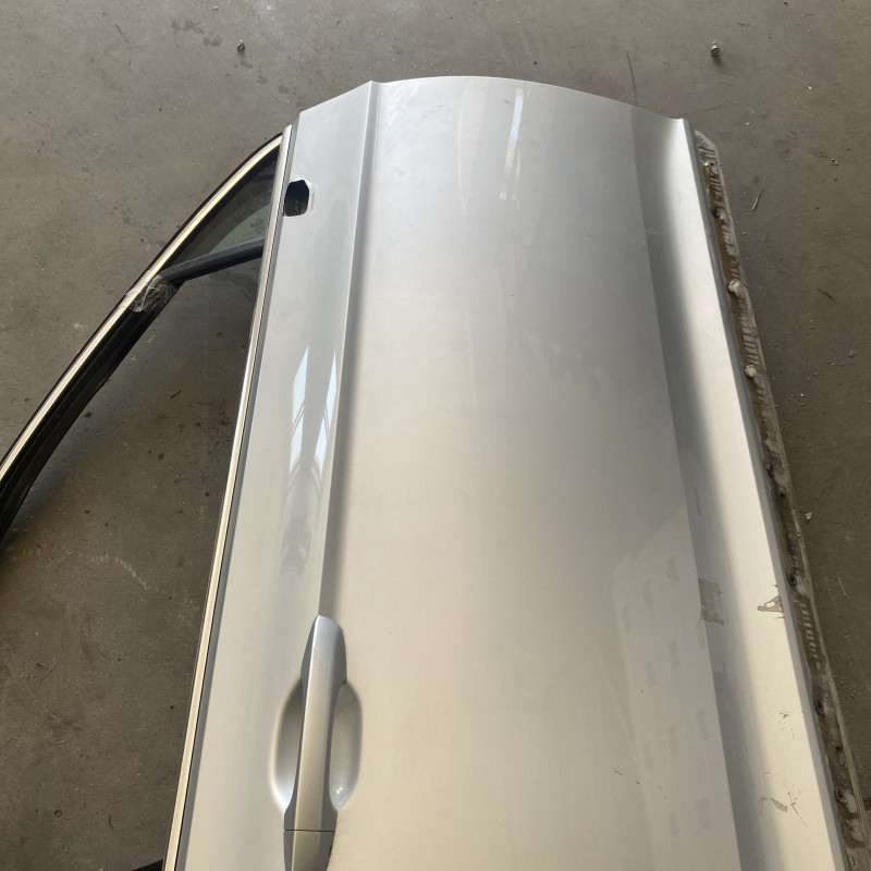 Usa dreapta fata / Volkswagen Passat B8 2017 / Caroserie, oglinzi si faruri