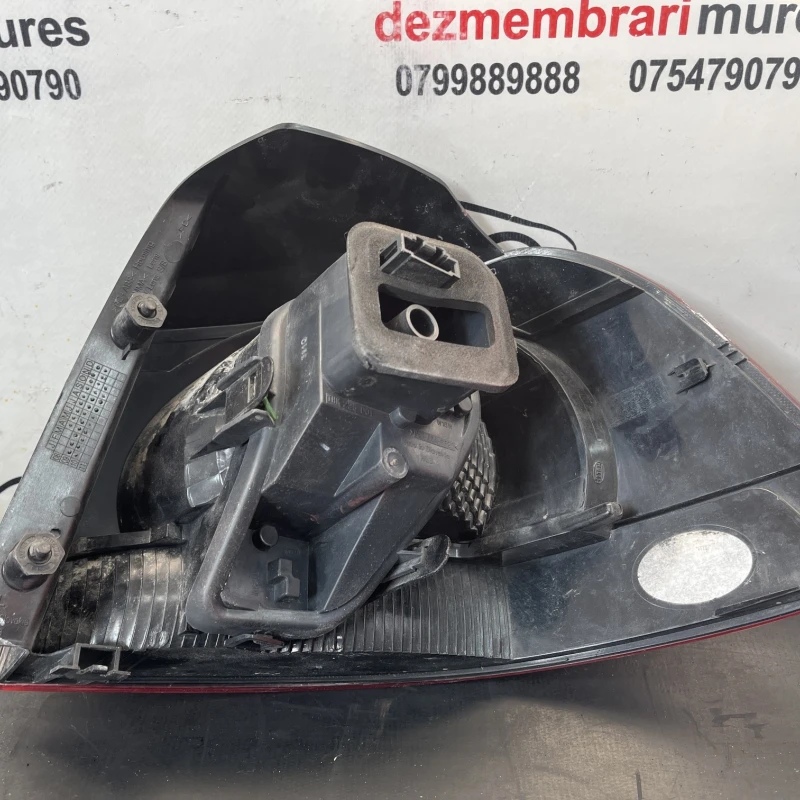 Stop stanga caroserie / Volkswagen Golf MK6 2011 / Caroserie, oglinzi si faruri