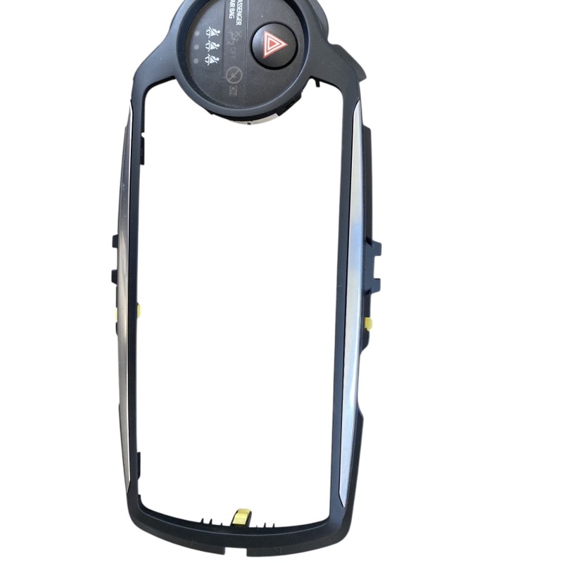 Ornament trim bord / Toyota Yaris XP130 facelift 2016 / Interior
