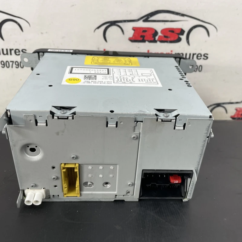 RCD 510 / Volkswagen Passat B7 2012 / Audio si electronice