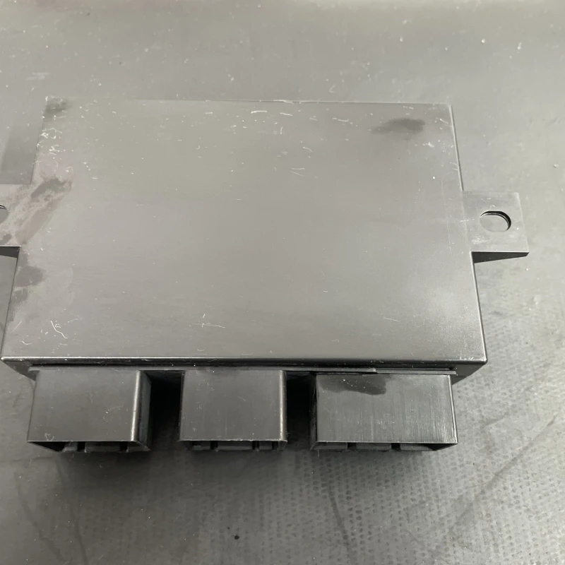 Modul carlig de remorcare / Volkswagen Passat B7 2012 / Audio si electronice
