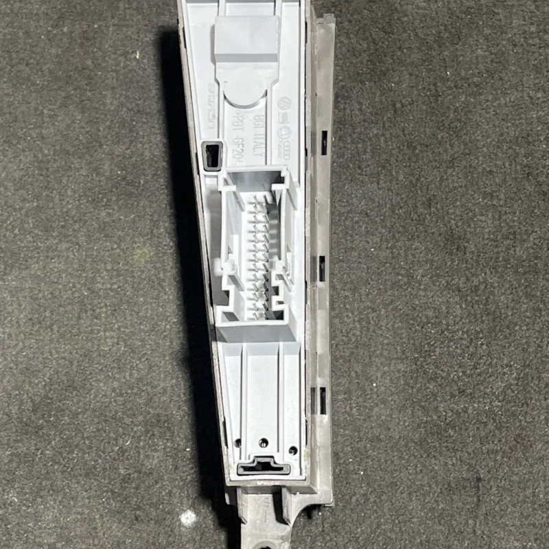 Butoane consola centrala / Volkswagen Passat B7 2012 / Interior
