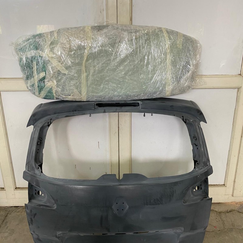 Haion / Renault Scenic III 2010 / Caroserie, oglinzi si faruri