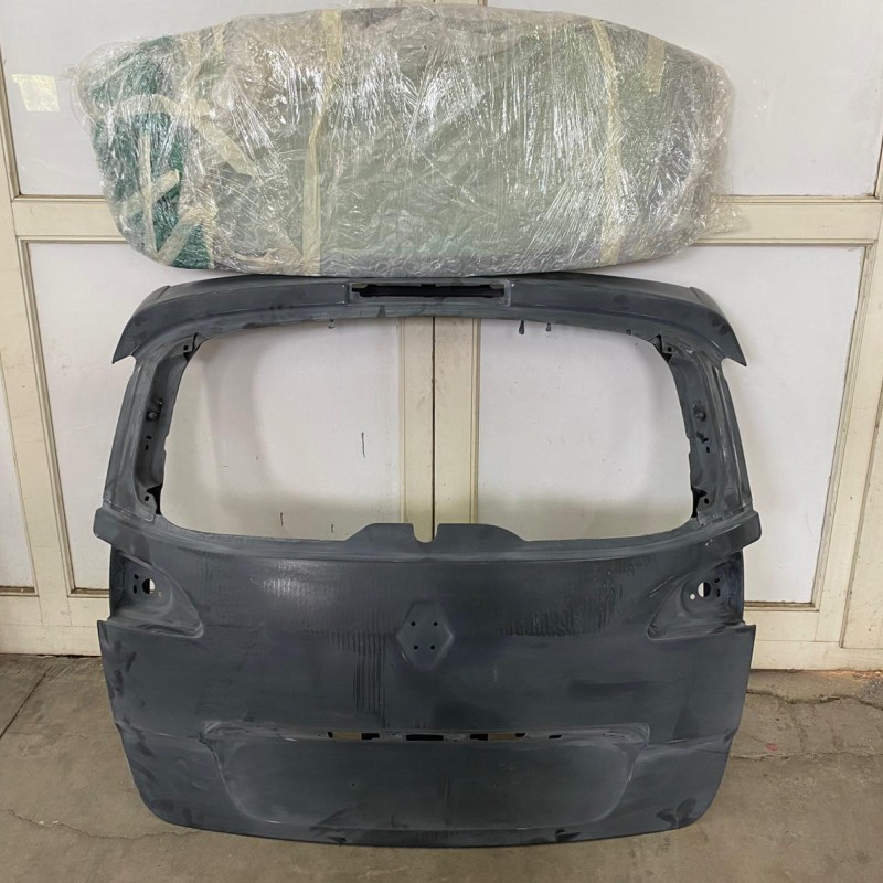 Haion / Renault Scenic III 2010 / Caroserie, oglinzi si faruri