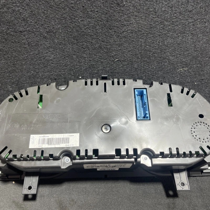 Ceas bord / Volkswagen Passat B7 2014 / Audio si electronice