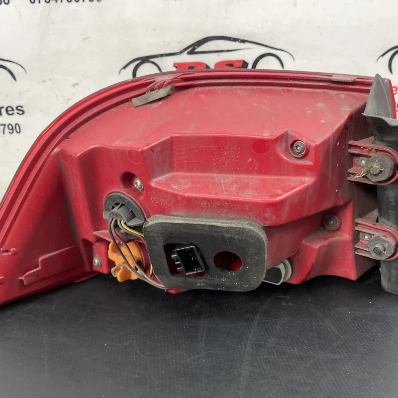 Stop dreapta caroserie / Volkswagen Passat B7 2012 / Caroserie, oglinzi si faruri