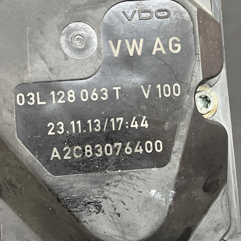 Clapeta de acceleratie / Volkswagen   2012 / Motor, racire si evacuare