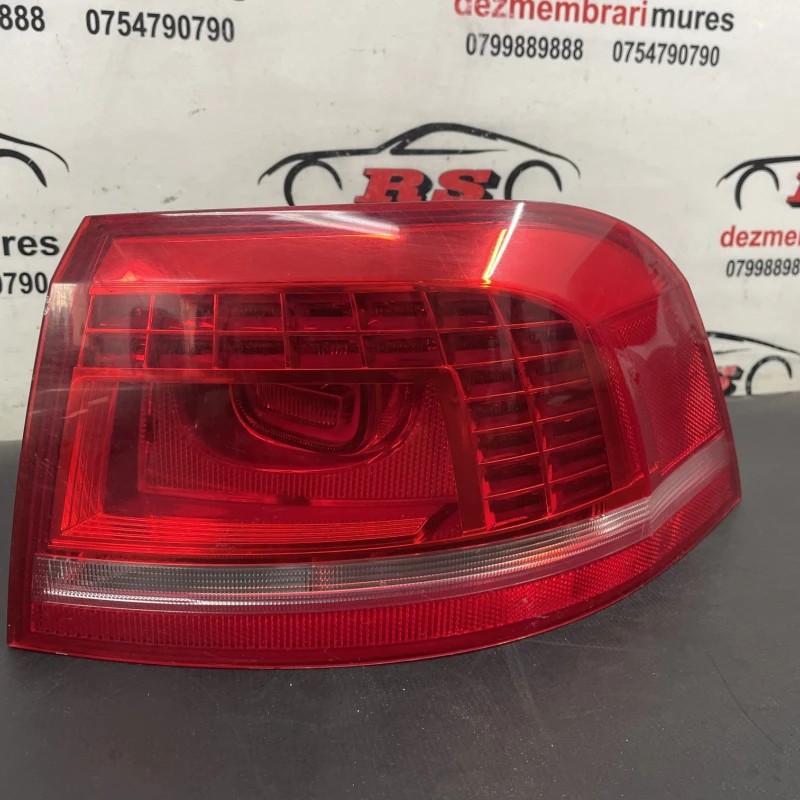 Stop dreapta caroserie / Volkswagen Passat B7 2012 / Caroserie, oglinzi si faruri