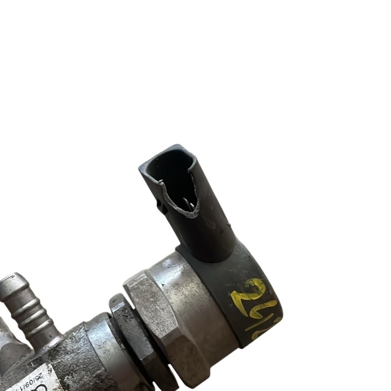 Rampa injectoare cu senzor / Volkswagen Passat B7 2013 / Motor, racire si evacuare