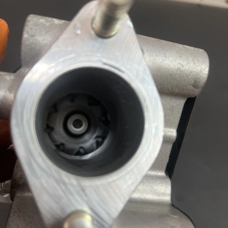 Pompa apa / Mitsubishi ASX ASX 2012 / Motor, racire si evacuare