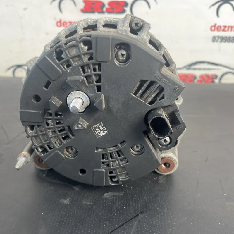 Alternator / Volkswagen Passat B7 2012 / Motor, racire si evacuare