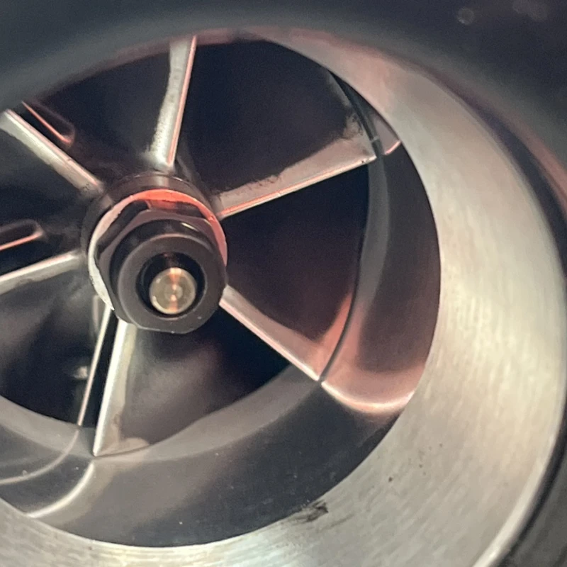 Turbosuflanta turbo turbina / Volkswagen Golf MK6 2011 / Motor, racire si evacuare
