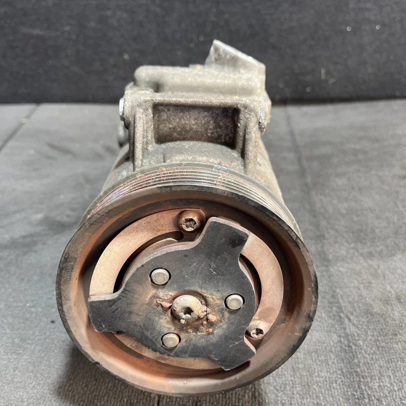 Compresor clima / Volkswagen Golf MK6 2011 / Climatizare