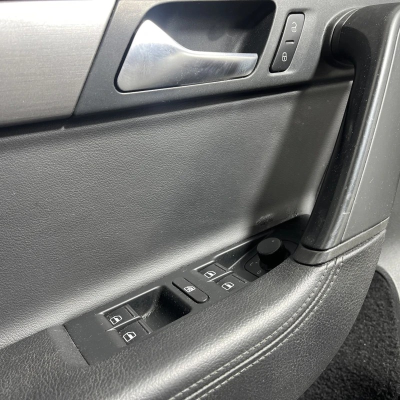 Panou tapiterie usa stanga fata / Volkswagen Passat B7 2012 / Interior