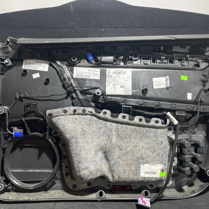 Panou tapiterie usa stanga fata / Volkswagen Passat B7 2012 / Interior