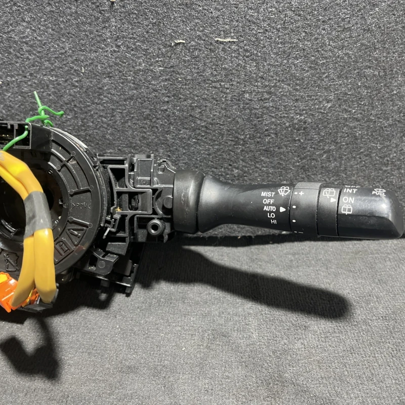 Spira volan cu manete / Lexus RX 400h XU30 2007 / Audio si electronice