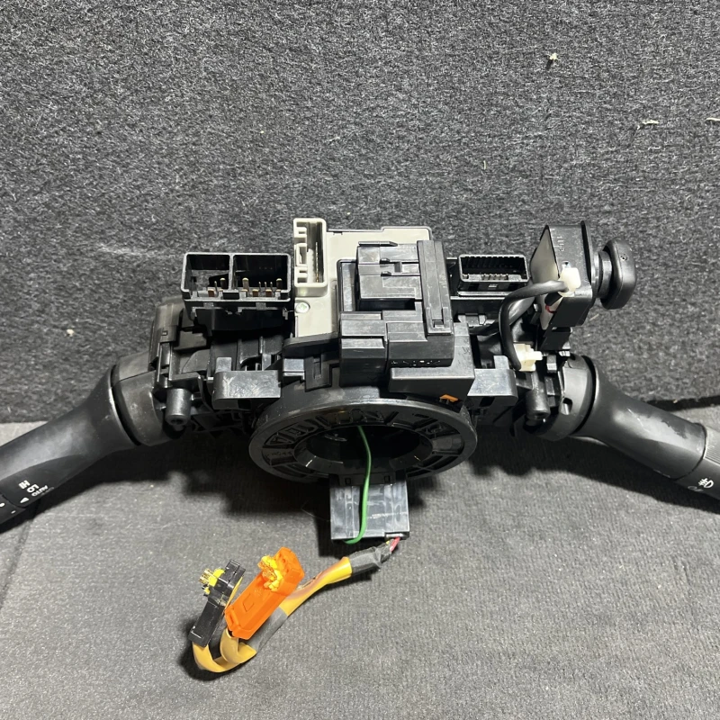 Spira volan cu manete / Lexus RX 400h XU30 2007 / Audio si electronice