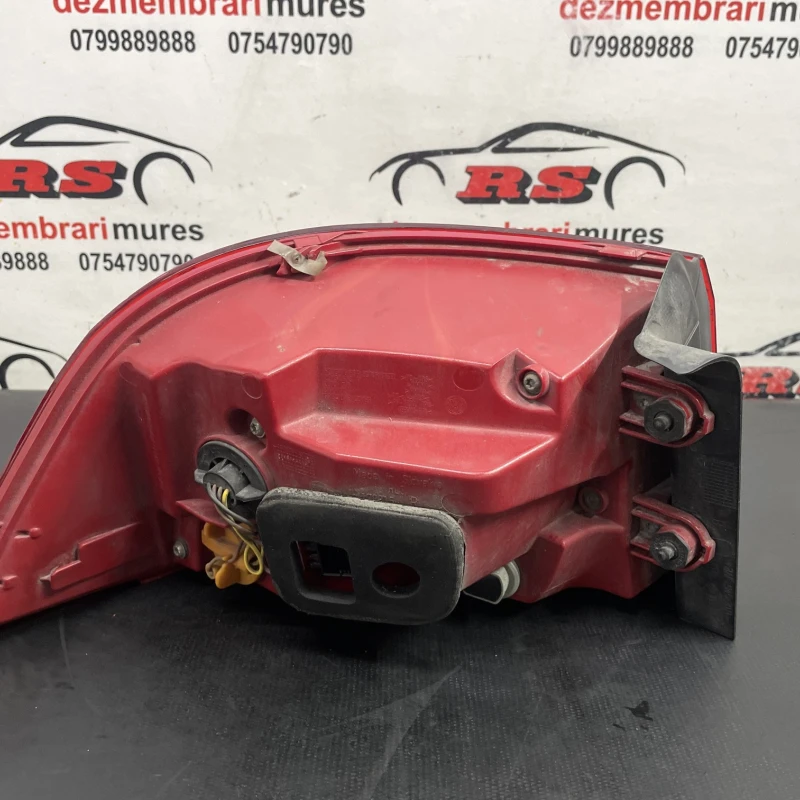 Stop dreapta caroserie / Volkswagen Passat B7 2012 / Caroserie, oglinzi si faruri
