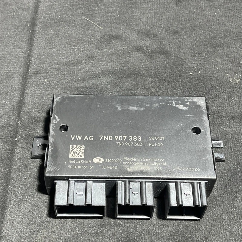 Modul carlig de remorcare / Volkswagen Passat B7 2012 / Audio si electronice