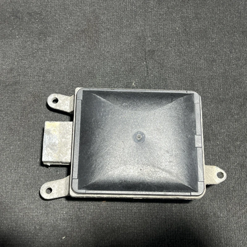 Modul side assist / Volkswagen Passat B7 2012 / Audio si electronice