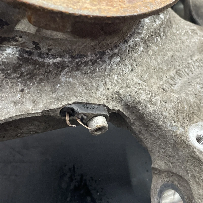 Fuzeta stanga fata / Audi A4 B8 facelift 2014 / Directie si suspensie