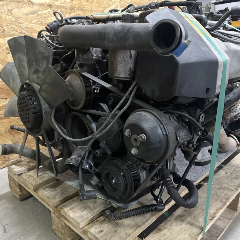 Motor complet cu accesorii. / Mercedes-Benz SL R129 1992 / Motor, racire si evacuare