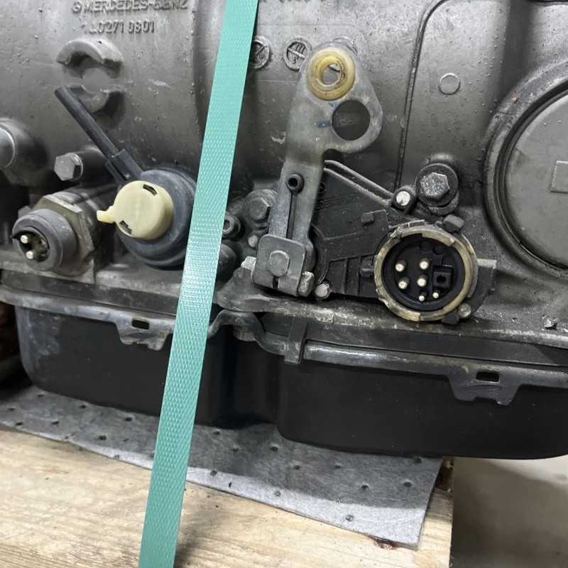 Motor complet cu accesorii. / Mercedes-Benz SL R129 1993 / Motor, racire si evacuare