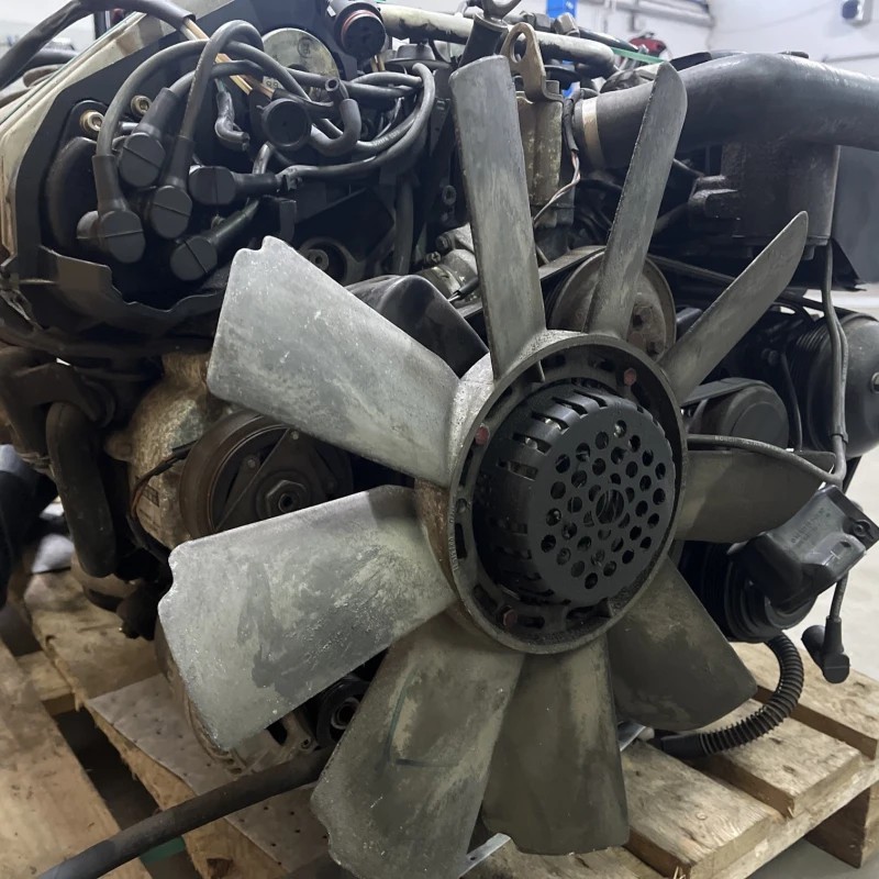 Motor complet cu accesorii. / Mercedes-Benz SL R129 1993 / Motor, racire si evacuare