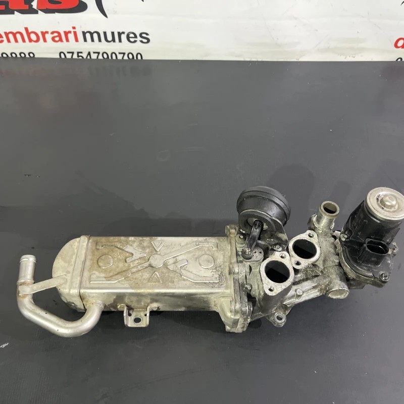 Racitor gaze egr / Volkswagen Passat B7 2012 / Motor, racire si evacuare