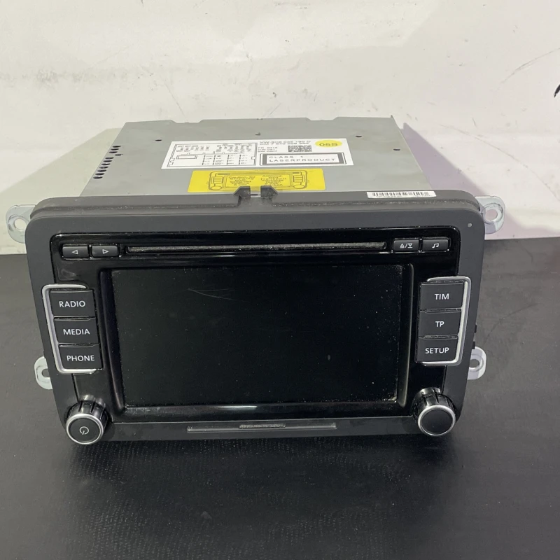 Radio RCD 310 / Volkswagen Passat B7 2012 / Audio si electronice