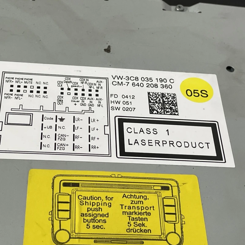 Radio RCD 310 / Volkswagen Passat B7 2012 / Audio si electronice