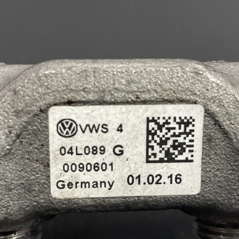 Rampa injectoare cu senzor / Audi A4 B9 2018 / Motor, racire si evacuare