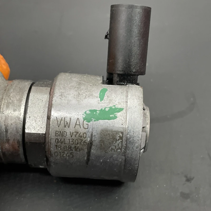 Rampa injectoare cu senzor / Audi A6 C7 2017 / Motor, racire si evacuare