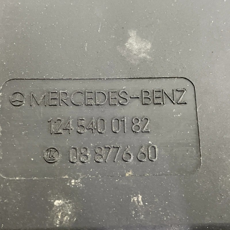 Capac cutie sigurante / Mercedes-Benz SL R129 1993 / Motor, racire si evacuare
