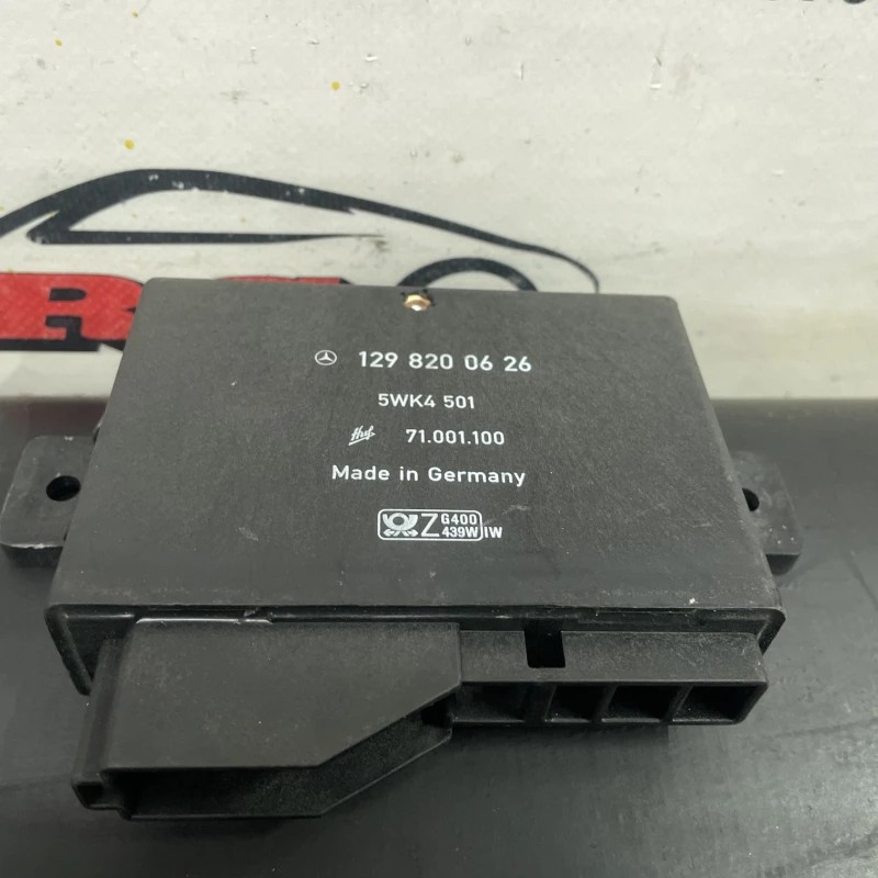 Modul inchidere centralizata / Mercedes-Benz SL R129 1993 / Audio si electronice