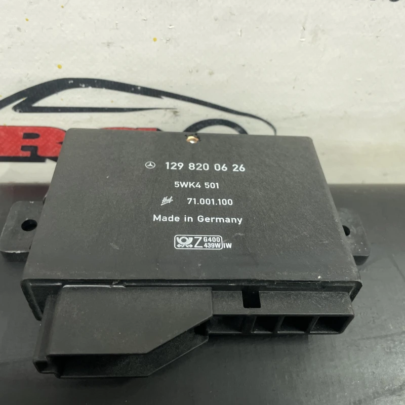 Modul inchidere centralizata / Mercedes-Benz SL R129 1992 / Audio si electronice