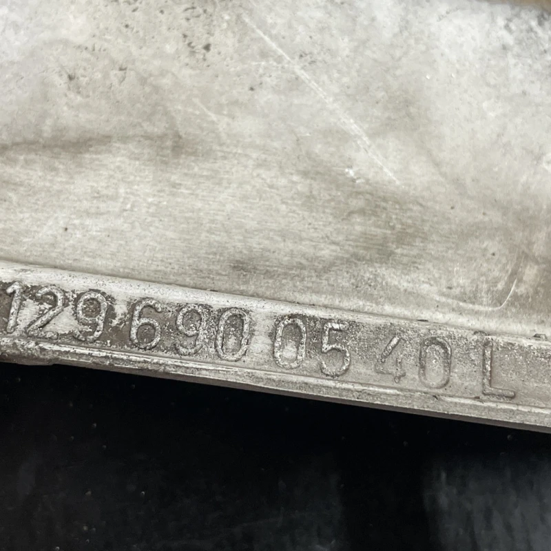 Ornamente aripa stanga dreapta / Mercedes-Benz SL R129 1992 / Caroserie, oglinzi si faruri