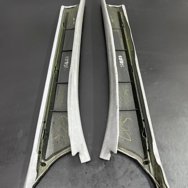 Ornament stalp / Mercedes-Benz SL R129 1993 / Interior