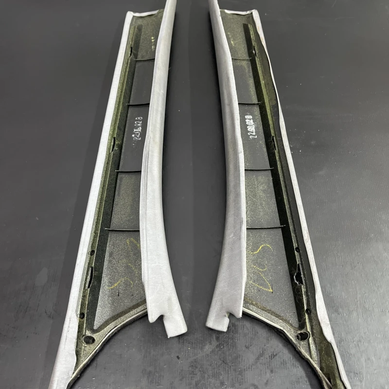 Ornament stalp / Mercedes-Benz SL R129 1992 / Interior