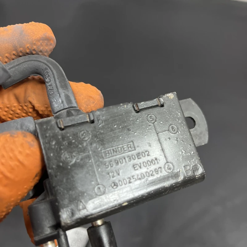 Electrovalva EGR / Mercedes-Benz SL R129 1992 / Caroserie, oglinzi si faruri