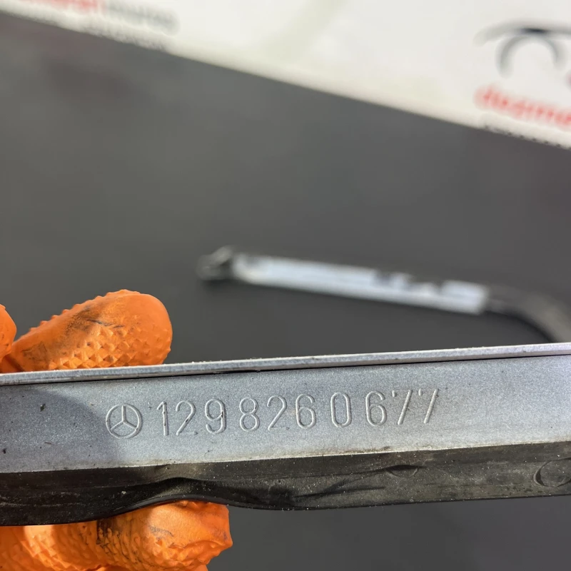 Ornament faruri / Mercedes-Benz SL R129 1992 / Caroserie, oglinzi si faruri