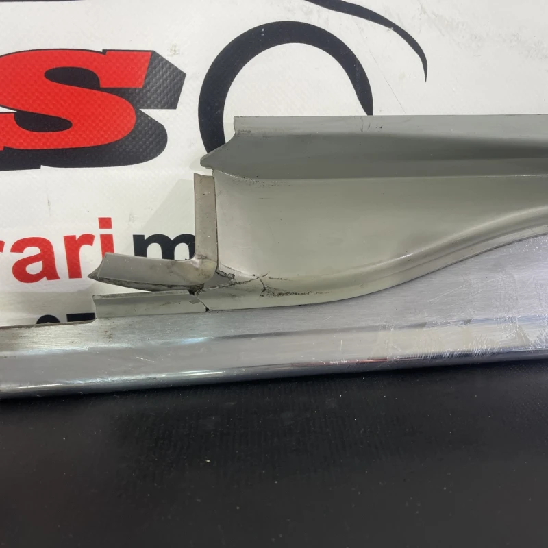 Prag ornament interior stanga / Mercedes-Benz SL R129 1992 / Interior
