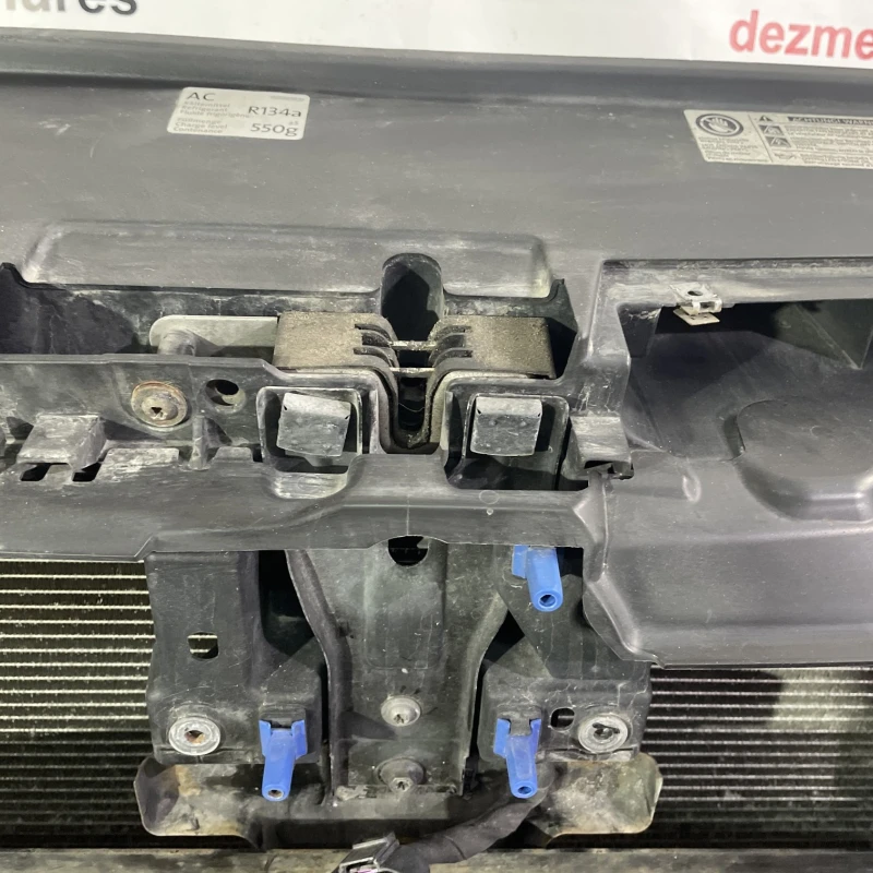 Trager complet / Volkswagen Passat B7 2012 / Caroserie, oglinzi si faruri