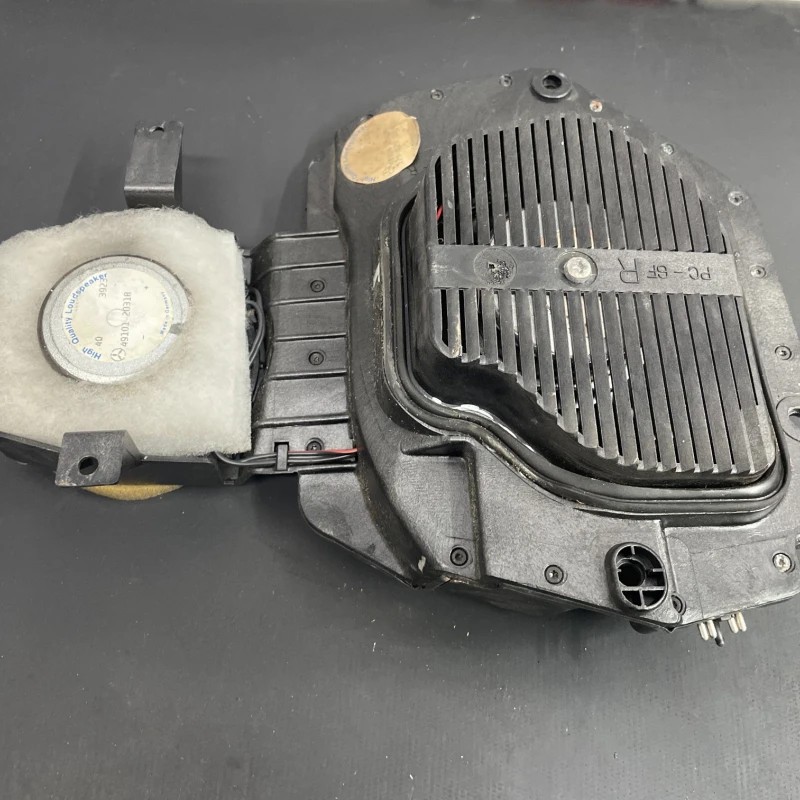 Boxa usa fata / Mercedes-Benz SL R129 1993 / Audio si electronice