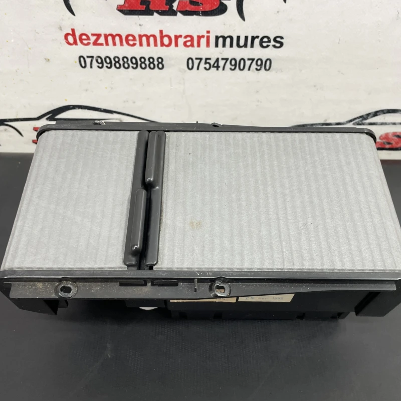 Magazie de casete Mercedes-Benz 
