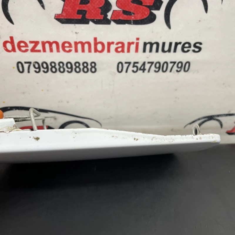 Capac usa rezervor / Mercedes-Benz SL R129 1993 / Caroserie, oglinzi si faruri