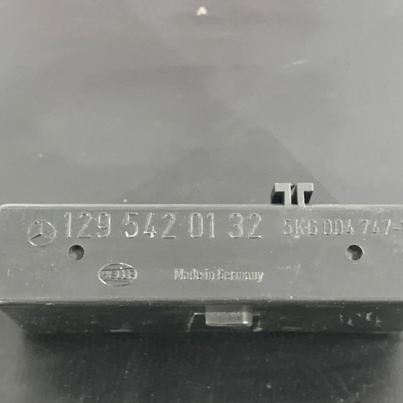 Releu control faruri / Mercedes-Benz SL R129 1993 / Audio si electronice